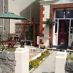 Ascot House (Adults Only)