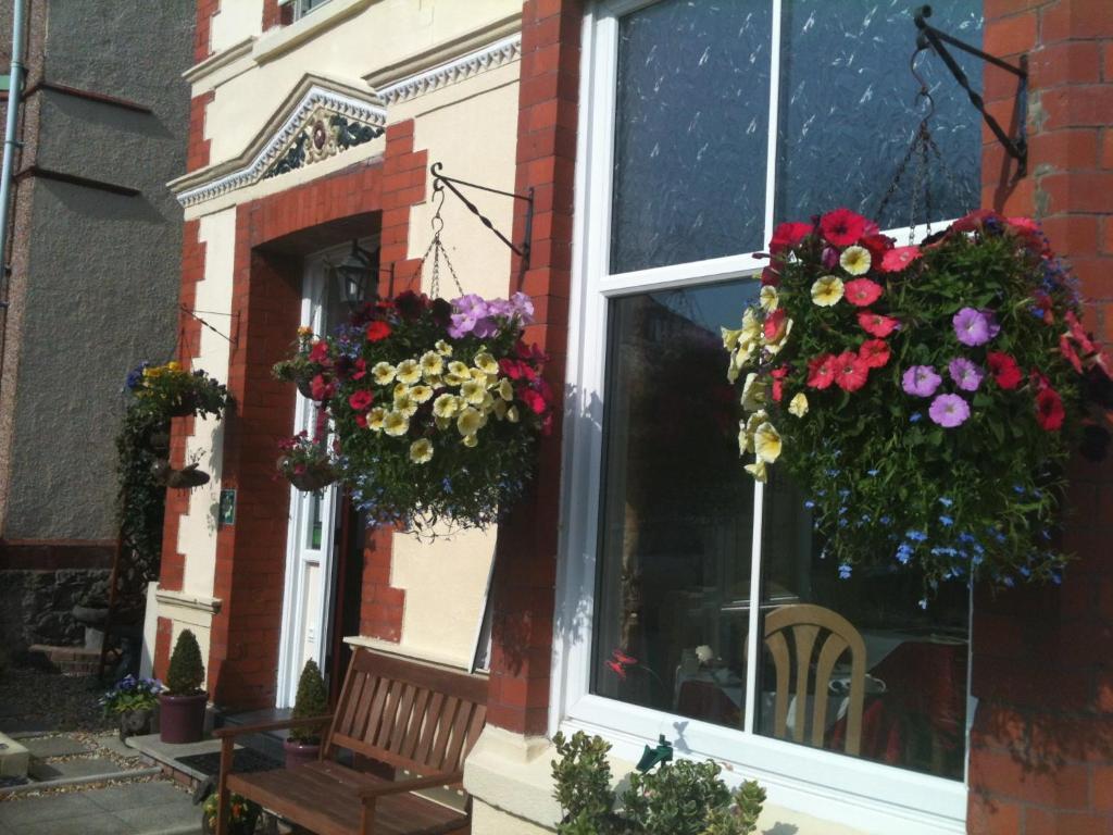 Ascot House (adults Only) 4* Llandudno